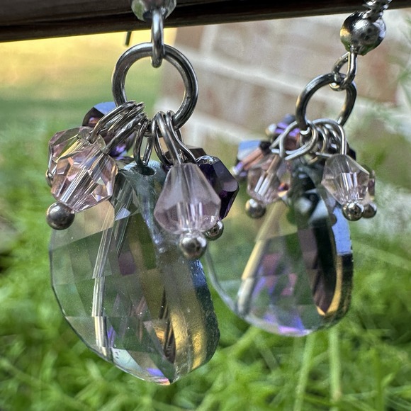 Hook Earrings 1.75 Inch Purple Blue Iridescent Faceted Beads Glass Silver Tone - Picture 7 of 8